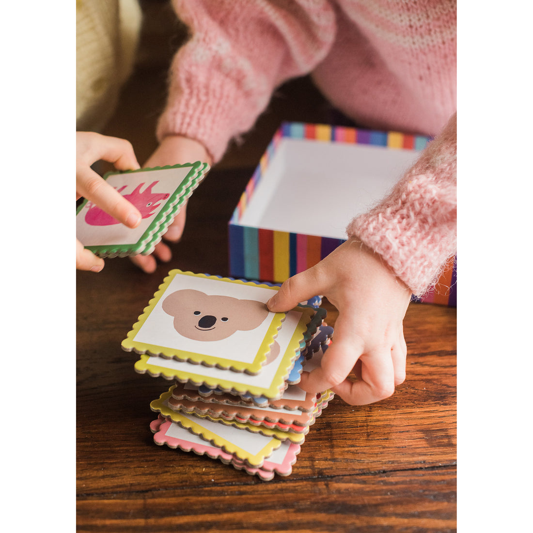 eeboo-pre-school-animal-memory-matching-game- (5)