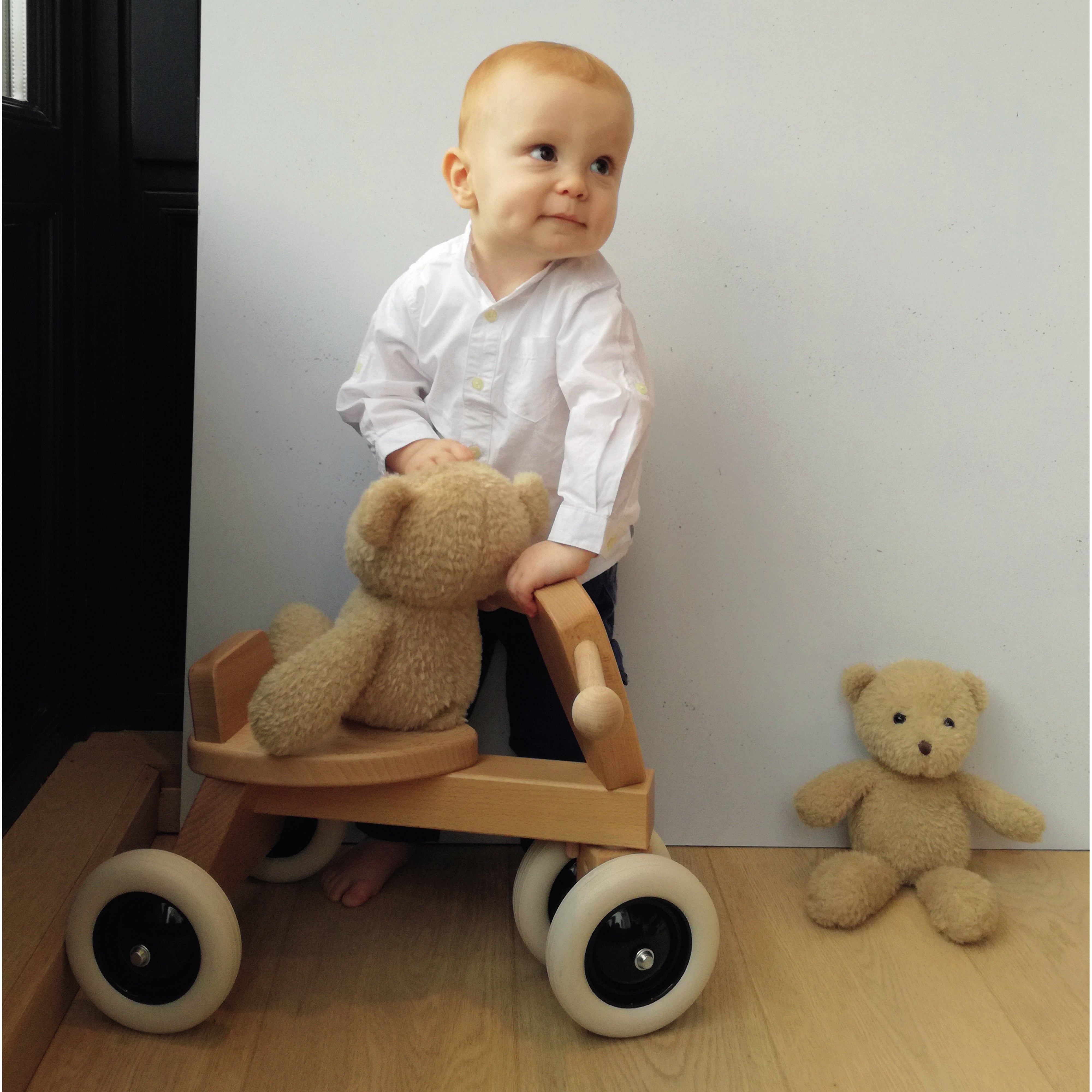 egmont-toys-morris-musical- (9)