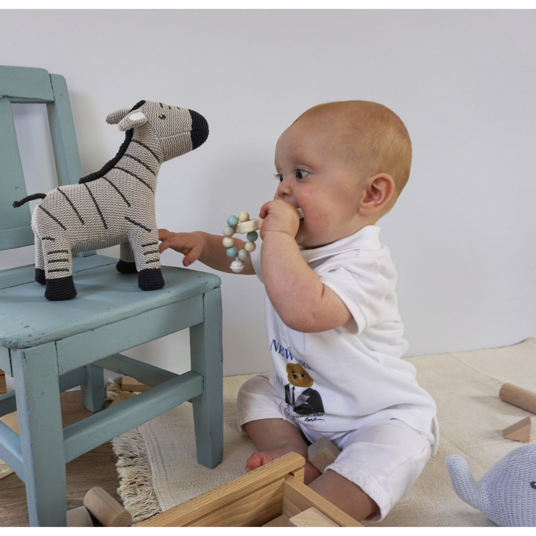 egmont-toys-rattle-teddy- (4)