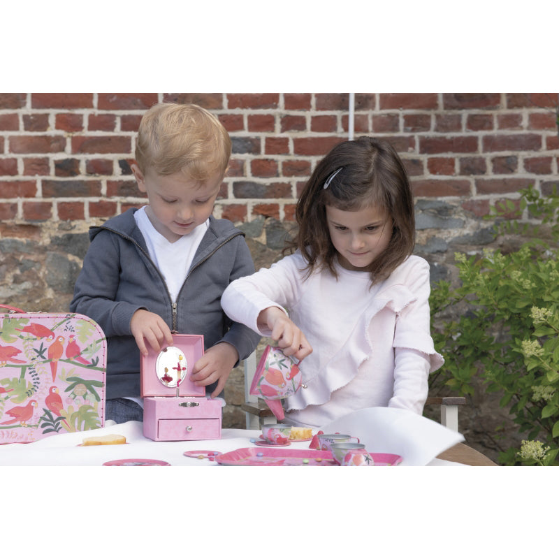 egmont-toys-tin-tea-set-parrot- (3)