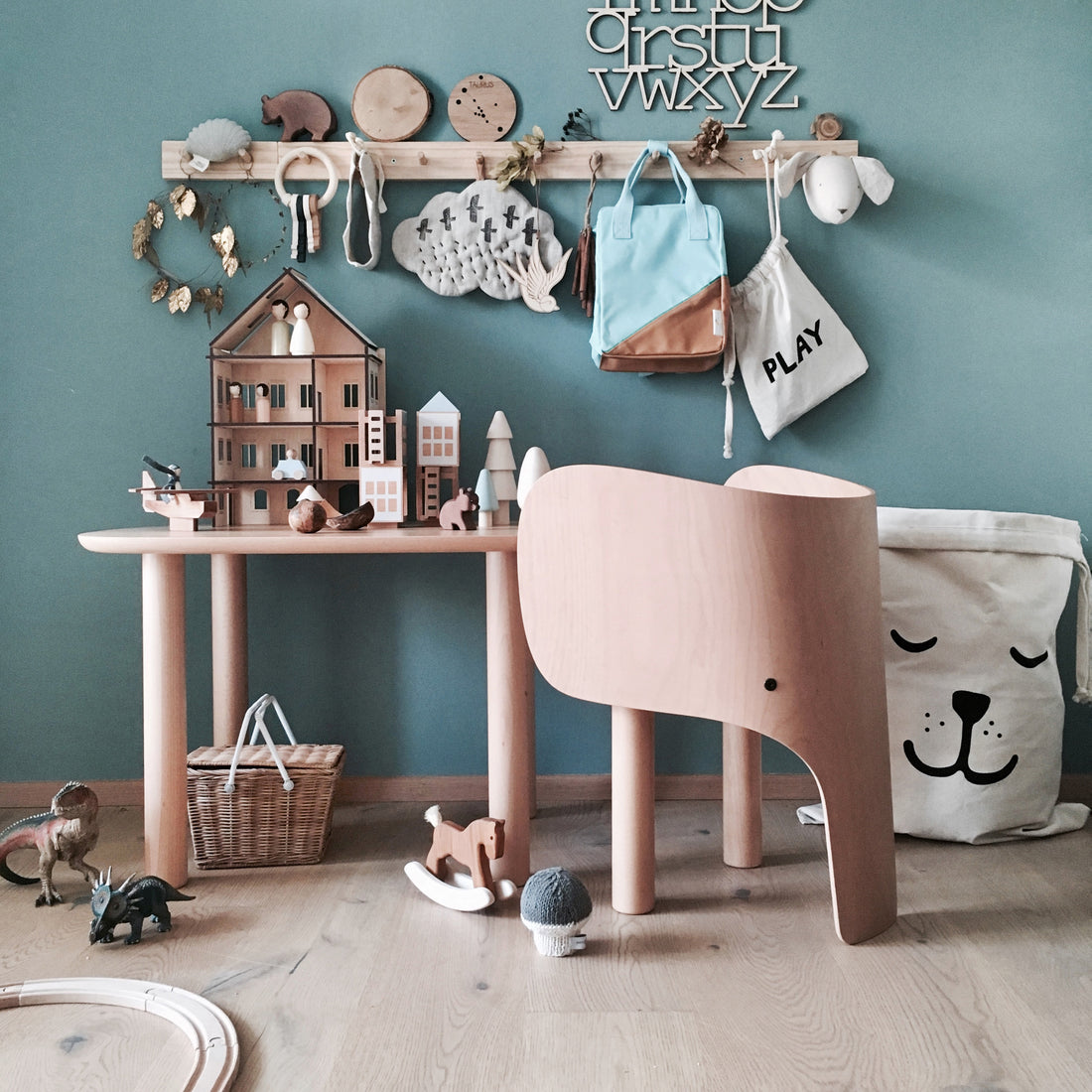eo-elephant-kids-table- (7)