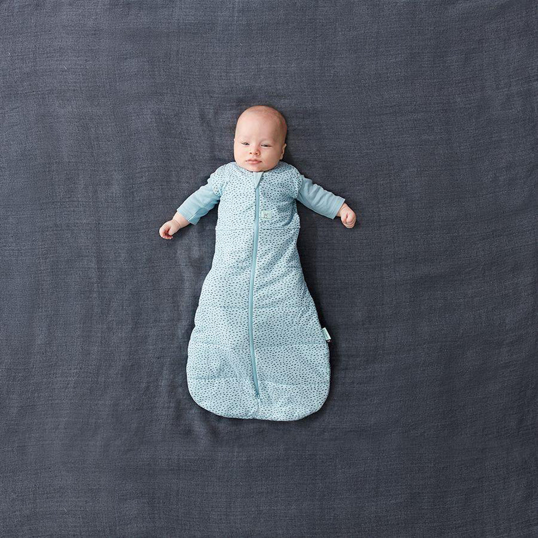 ergopouch-cocoon-swaddle-bag-2-5-tog-pebble-ergo-zepco-2-5t00-03mpe19- (4)