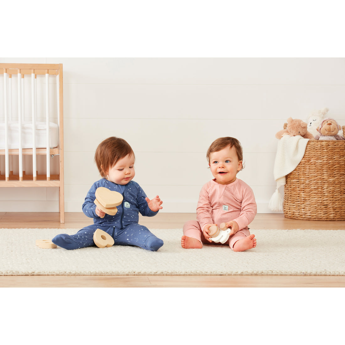 ergopouch-long-sleeve-layer-0-2-tog-berries-ergo-zepll-0-2t00-03mbe20- (12)