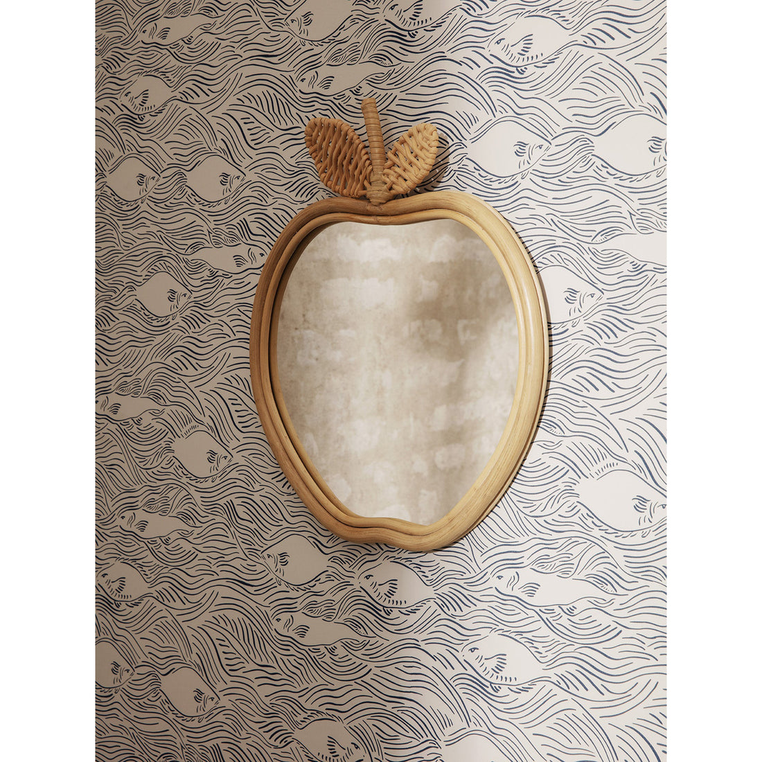 ferm-living-apple-mirror-natural-ferm-1104263955- (2)