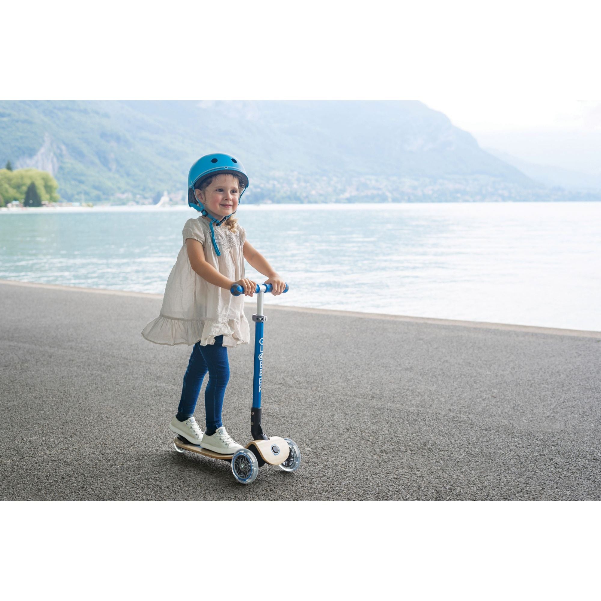 Globber Primo Foldable Wood Lights Scooter - Mint (3y - 7y)