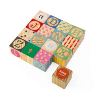 janod-kubix-16-carved-alphabet-blocks- (3)
