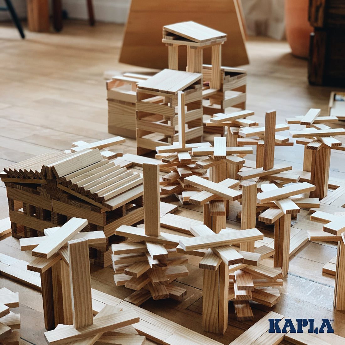 kapla-280-case-red- (10)