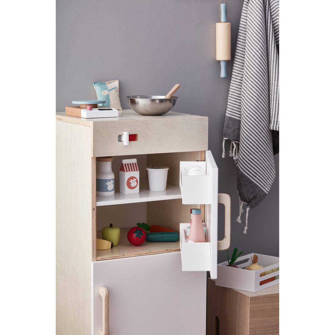 kids-concept-fridge-&-freezer-kids-hub-kidc-1000281- (7)