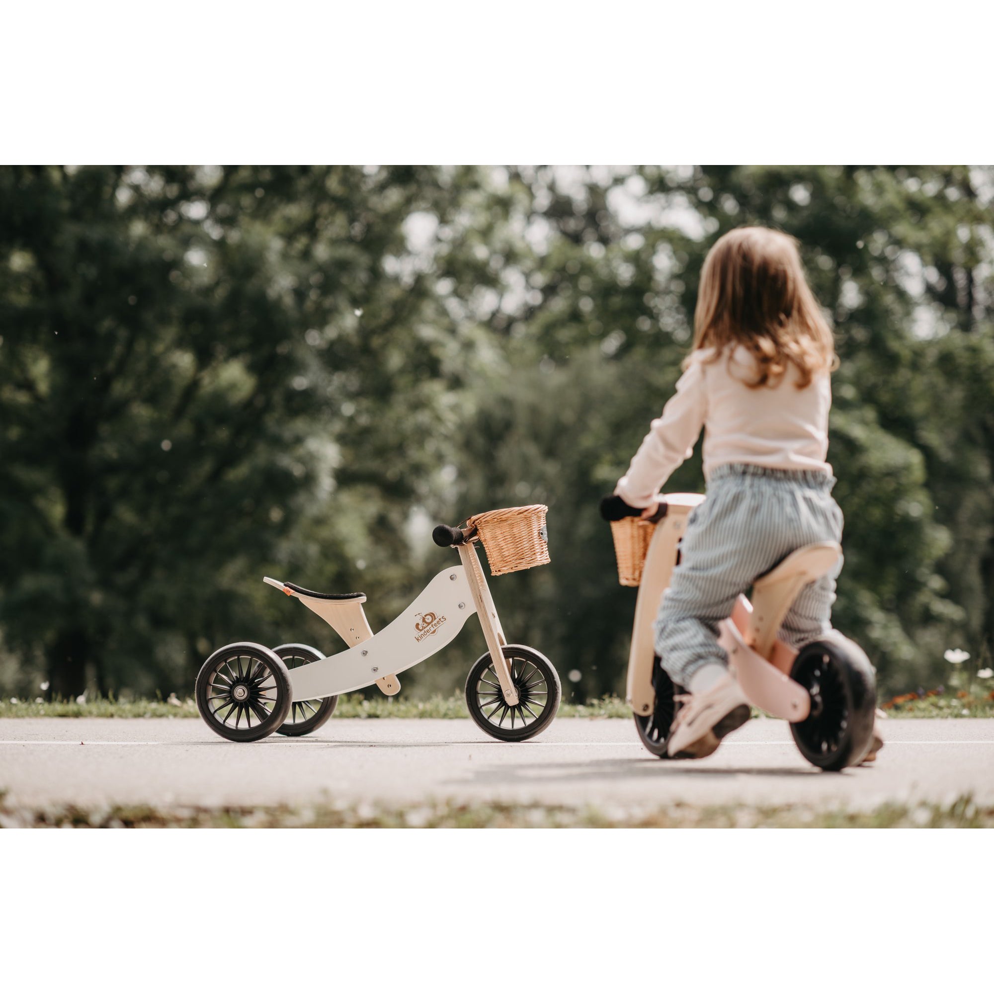 kinderfeets-2-in-1-tiny-tot-plus-tricycle-&-balance-bike-white-kinf-03601- (5)