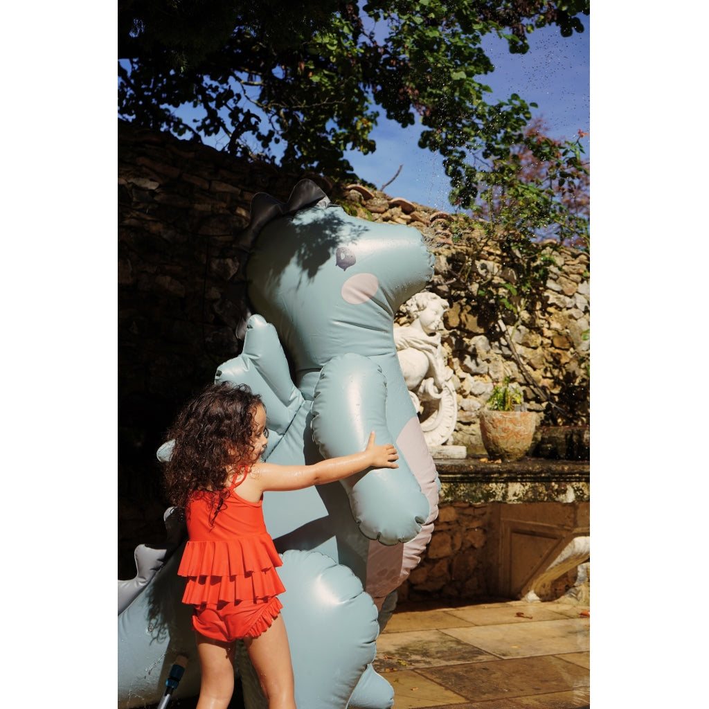 konges-sløjd-dragon-sprinkler-shades-of-green-kong-s22ks3155-sg- (2)