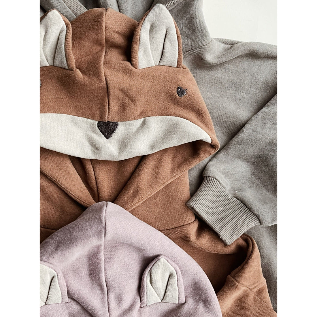 konges-slojd-lou-animal-hoodie-toasted-coconut-kong-ss23ks4687-tc-4y