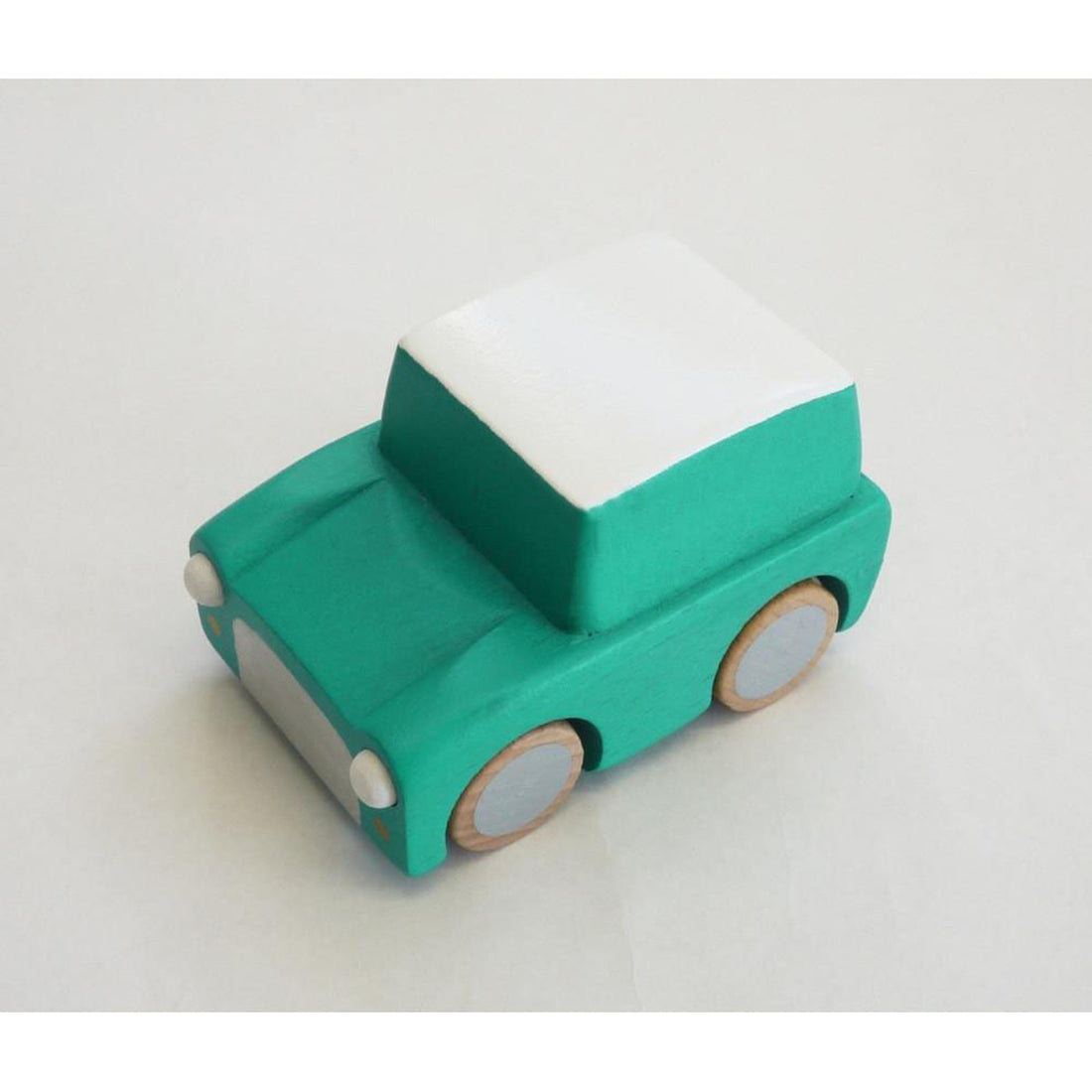 kukkia-kuruma-classic-wooden-wind-up-car-green- (1)