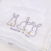 little-crevette-set-of-3-swaddles-pompom- (5)