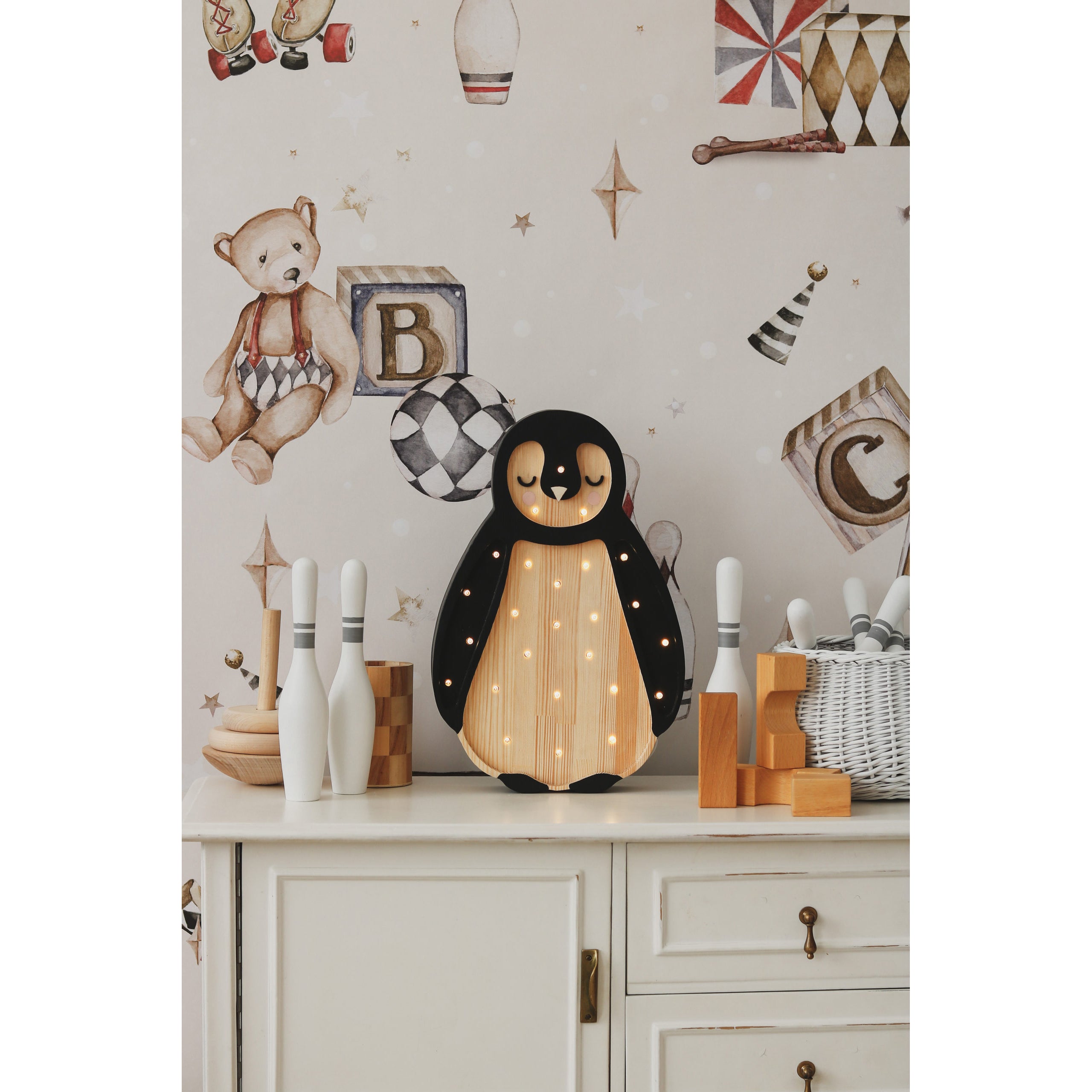 little-lights-baby-penguin-lamp-arctic-wood-litl-ll060-000-