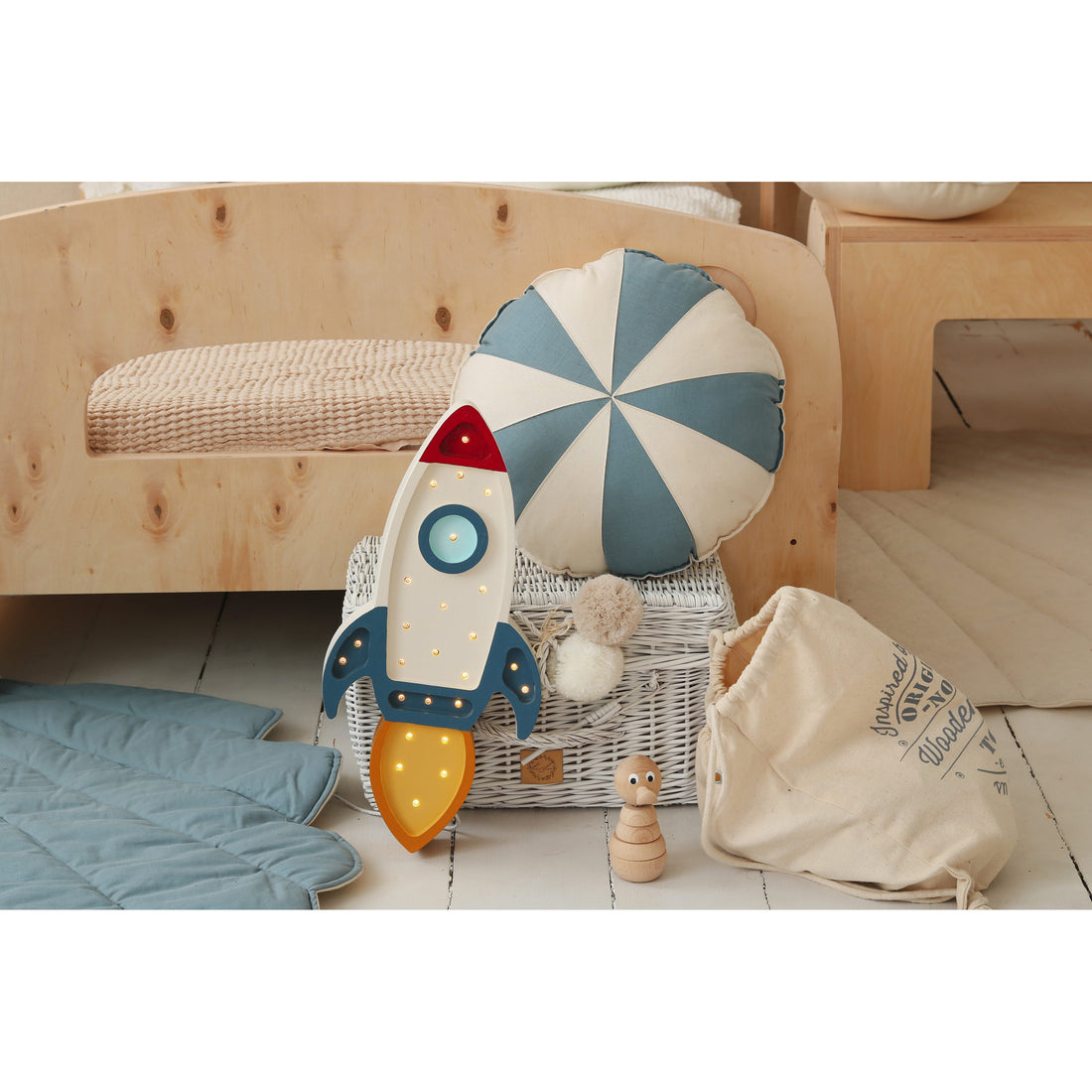 little-lights-space-rocket-lamp-galactic-white-litl-ll032-001- (1)
