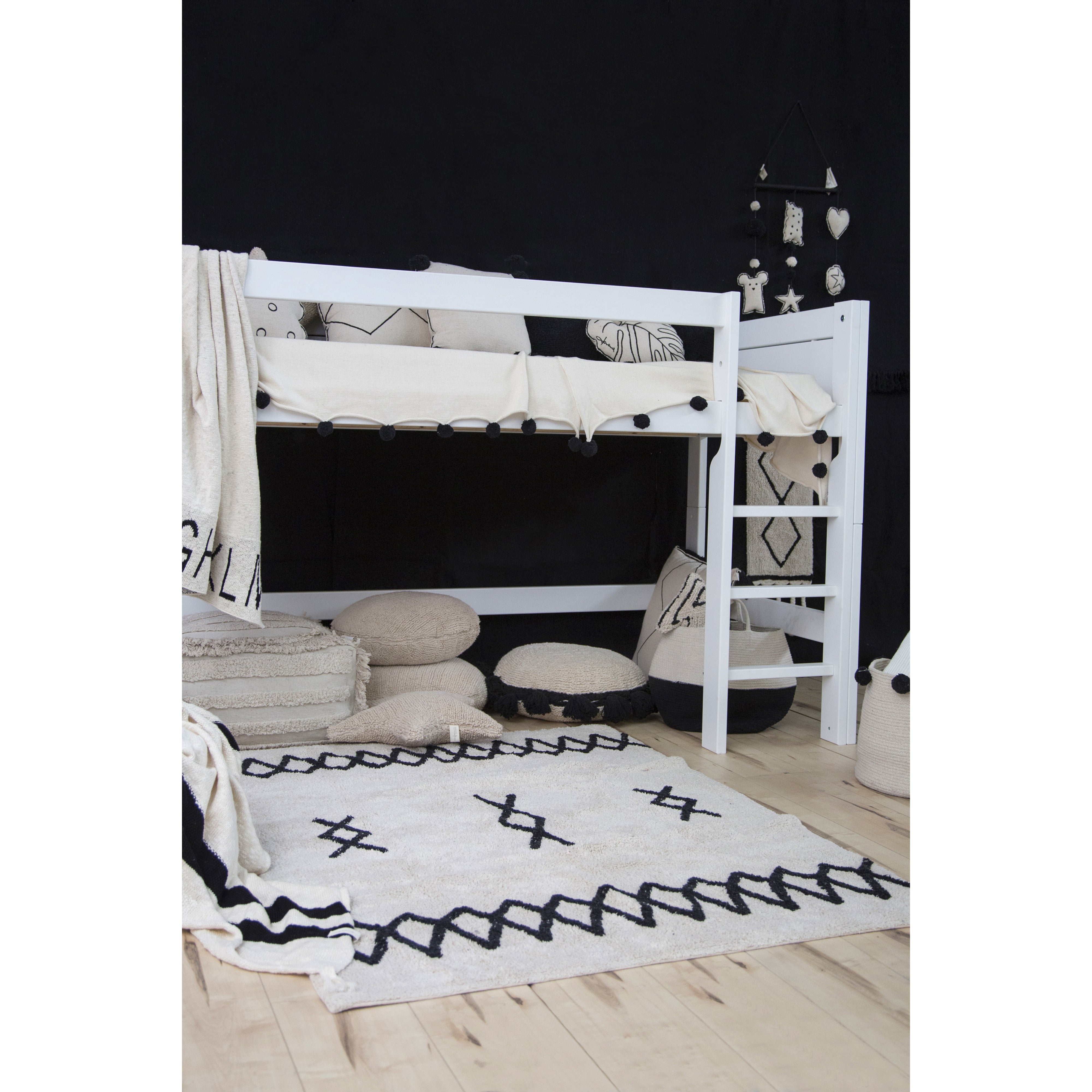 lorena-canals-back-to-basics-atlas-natural-black-machine-washable-rug- (30)