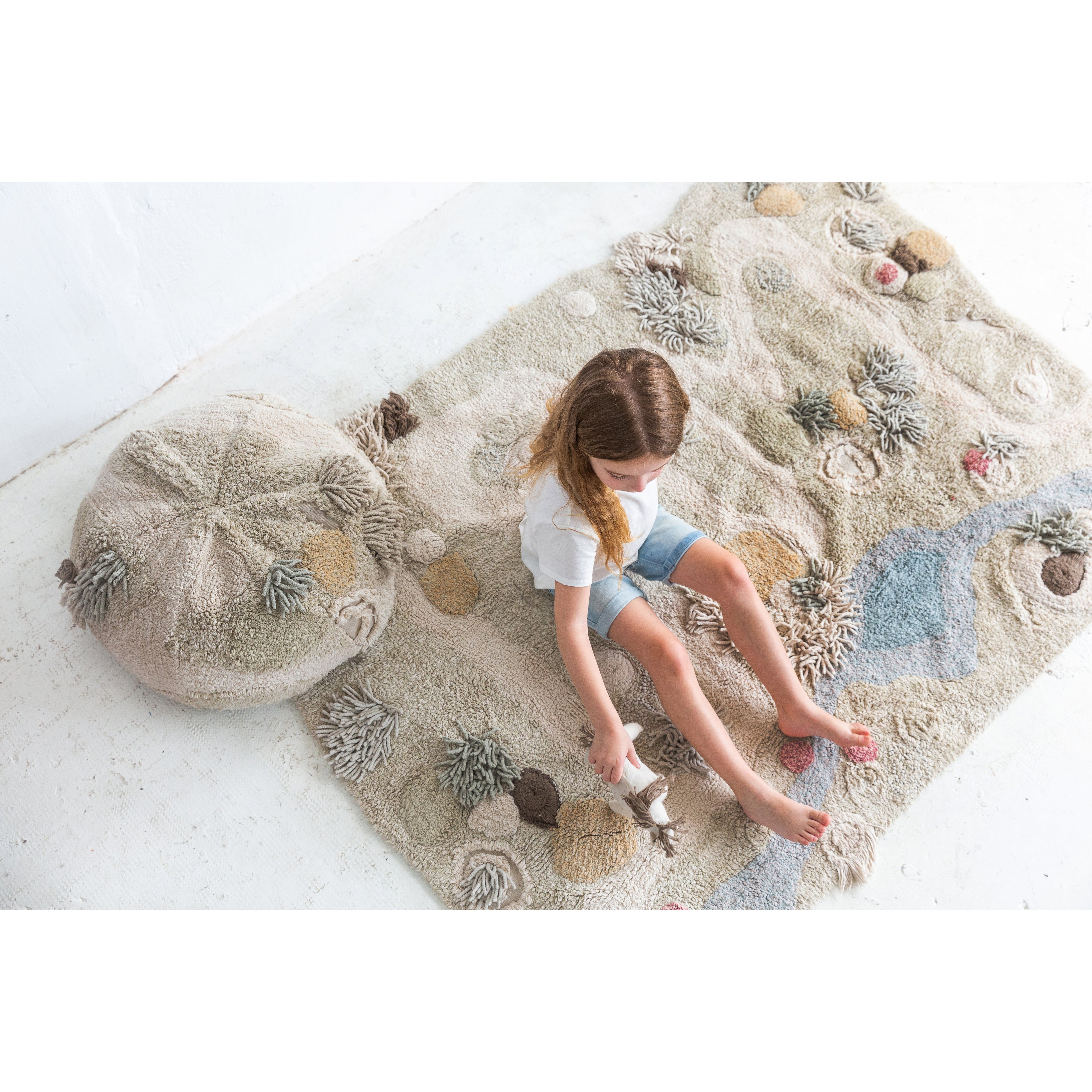 lorena-canals-cotton-woods-path-of-nature-machine-washable-play-rug- (21)