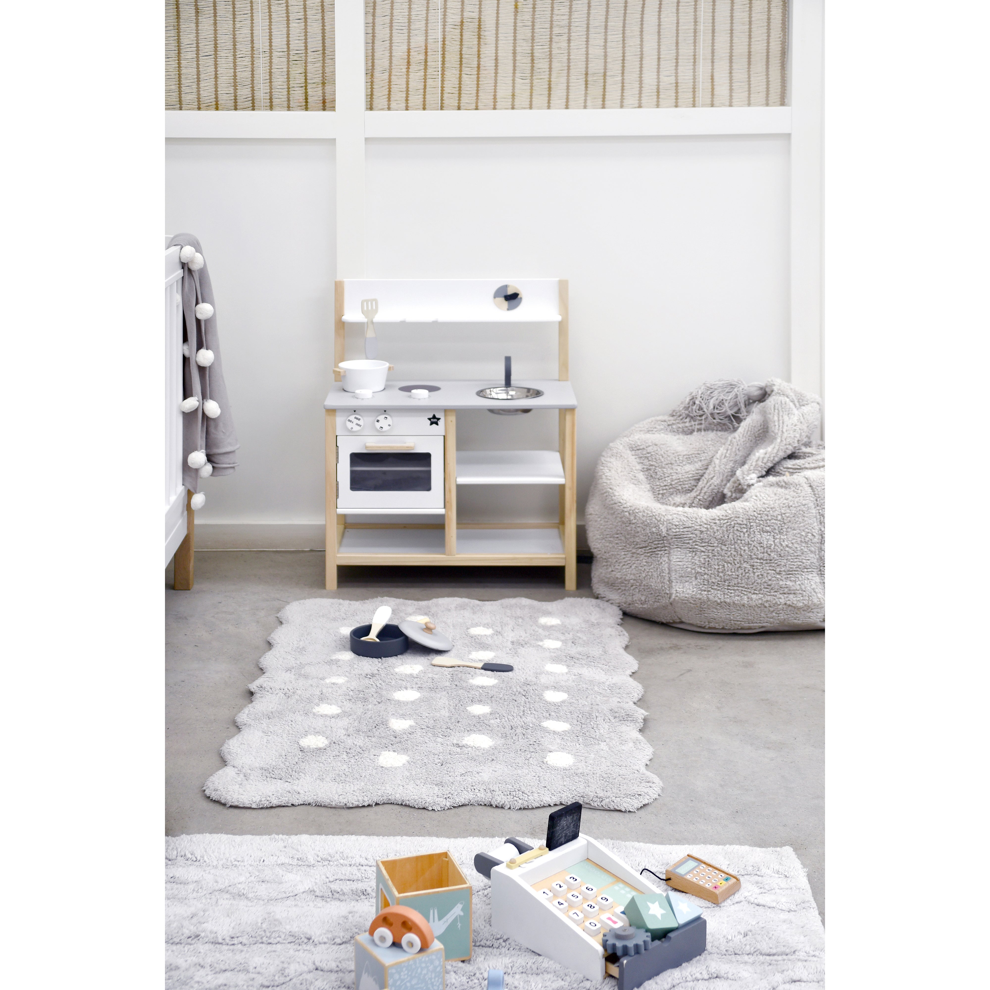 lorena-canals-mini-ones-mini-biscuit-pearl-grey-machine-washable-rug- (12)