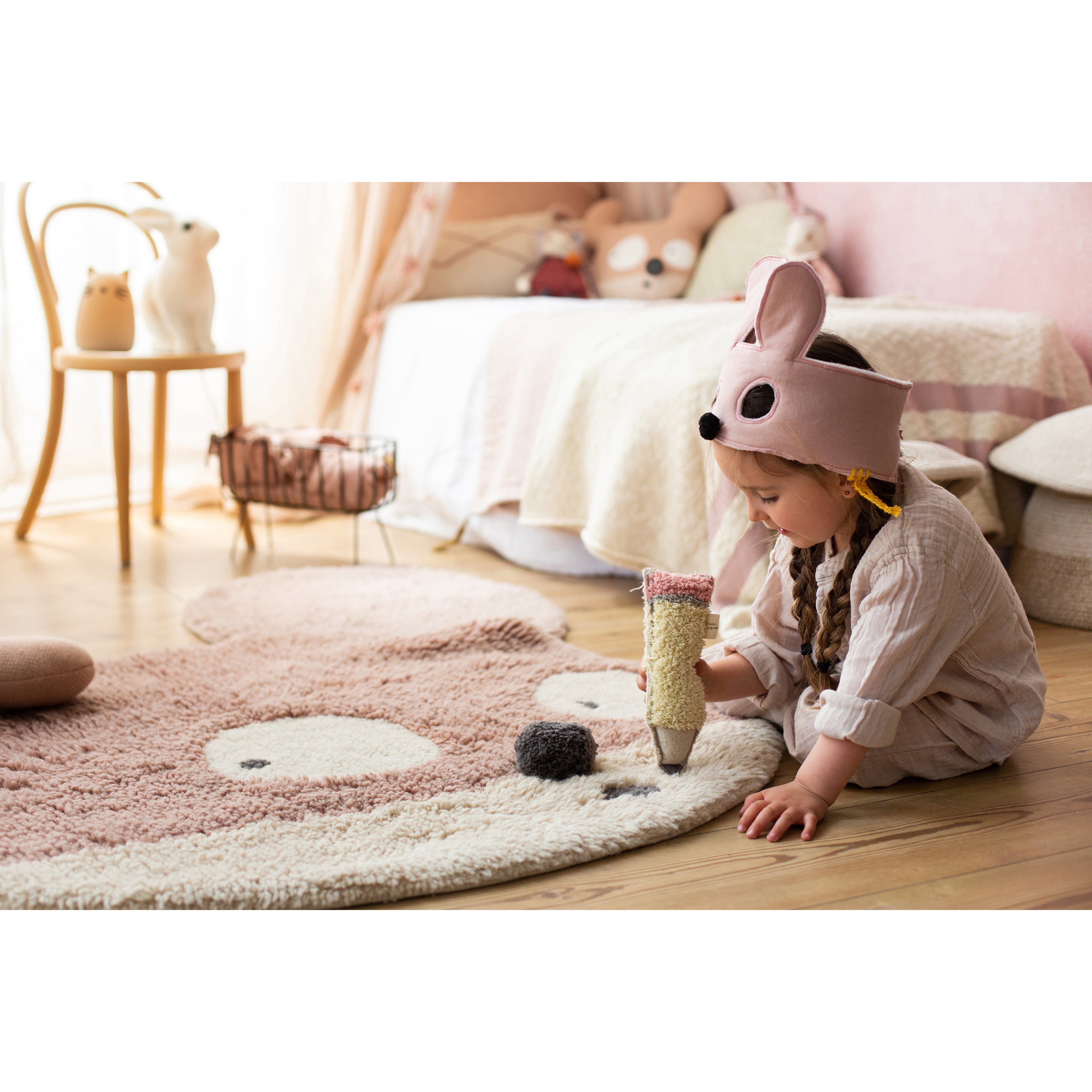 lorena-canals-miss-mighty-mouse-machine-washable-woolable-rug- (10)