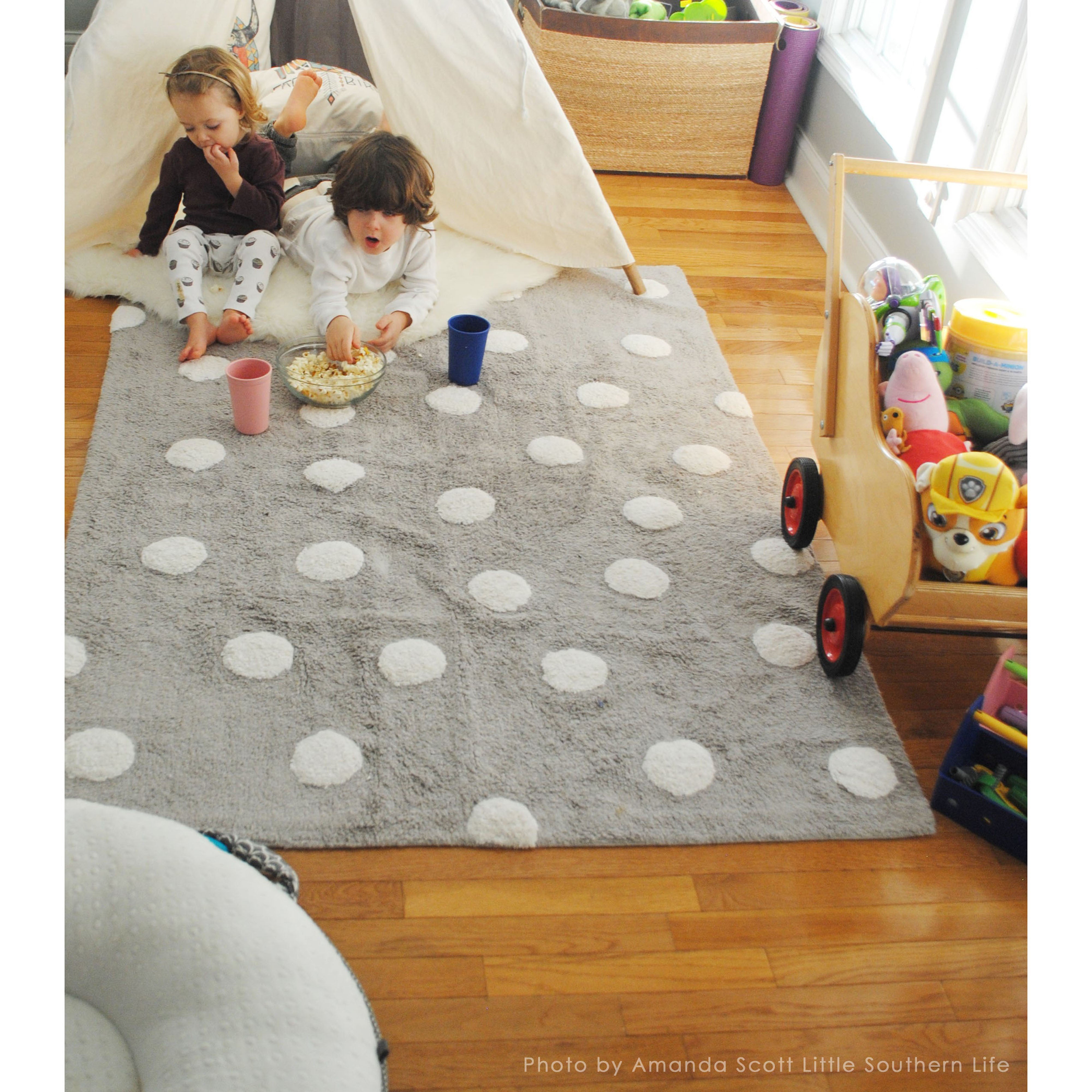 lorena-canals-polka-dots-grey-white-machine-washable-rug- (6)