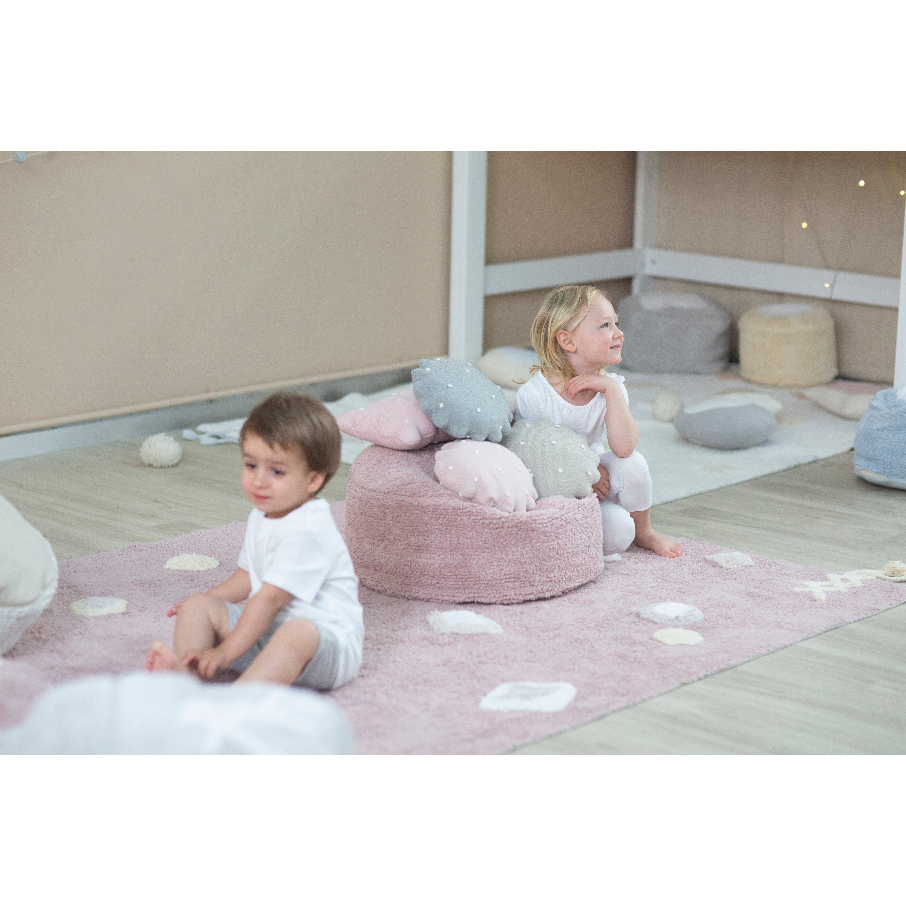 lorena-canals-pyjama-party-chill-vintage-nude-machine-washable-pouffe- (13)