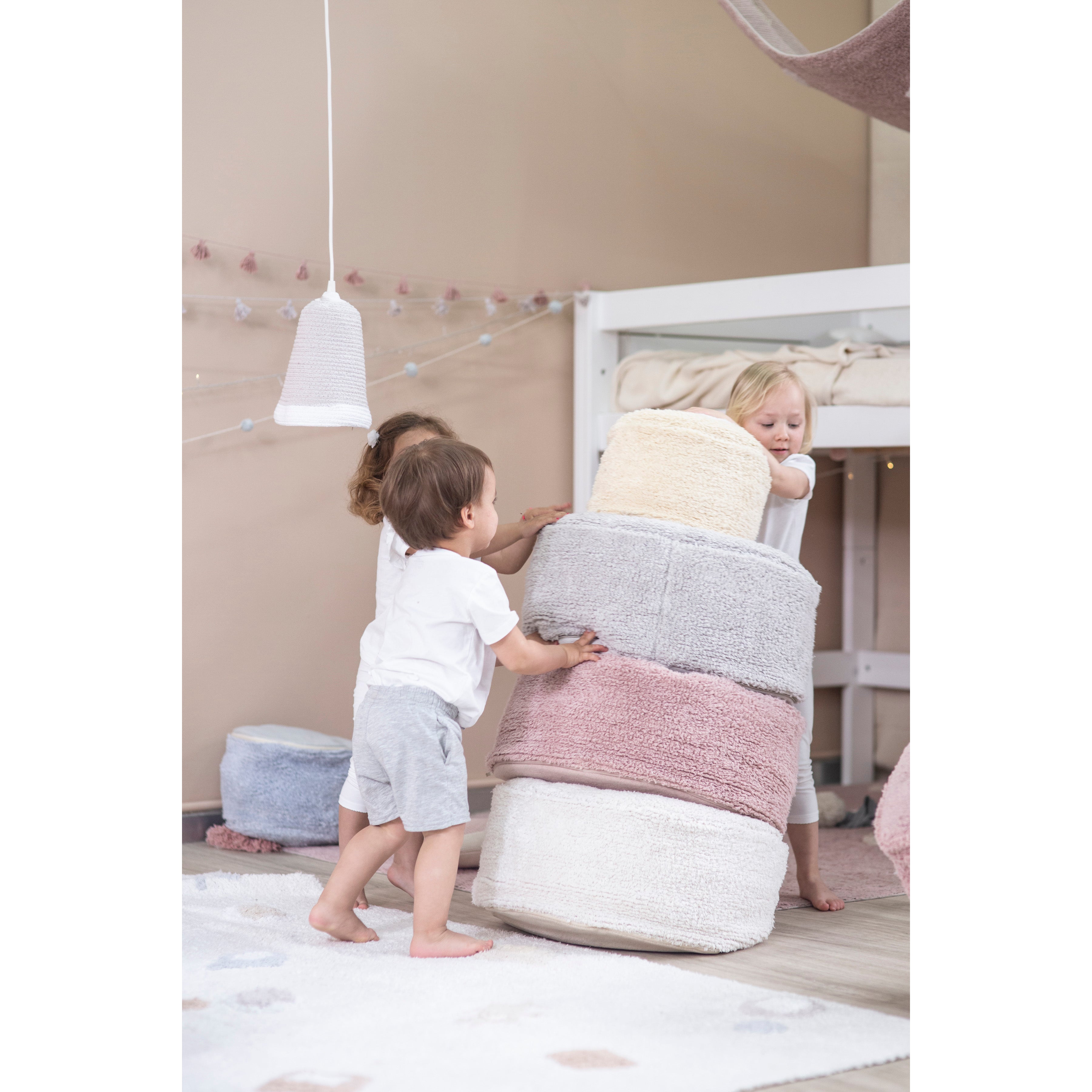 lorena-canals-pyjama-party-chill-vintage-nude-machine-washable-pouffe- (21)