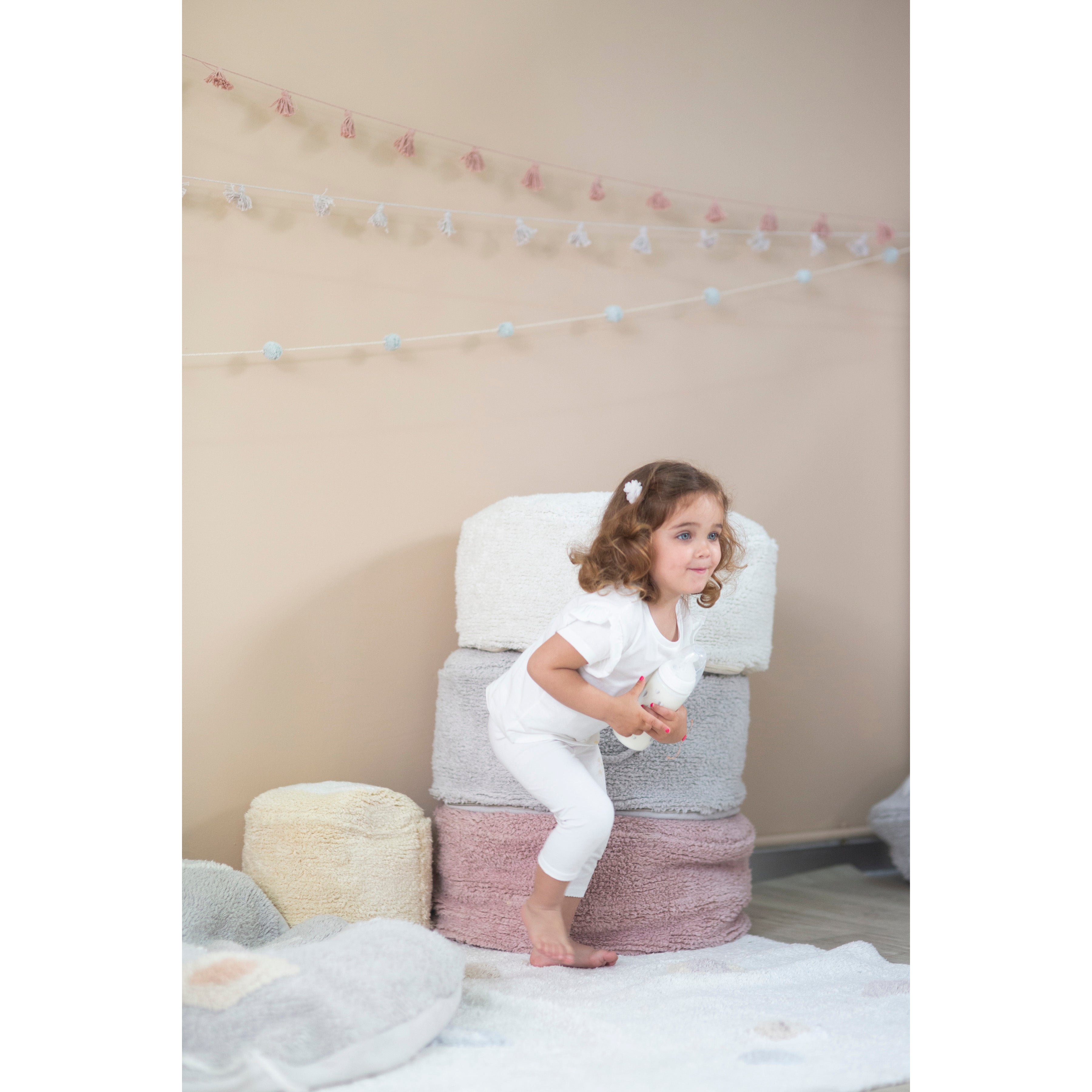 lorena-canals-pyjama-party-chill-vintage-nude-machine-washable-pouffe- (9)