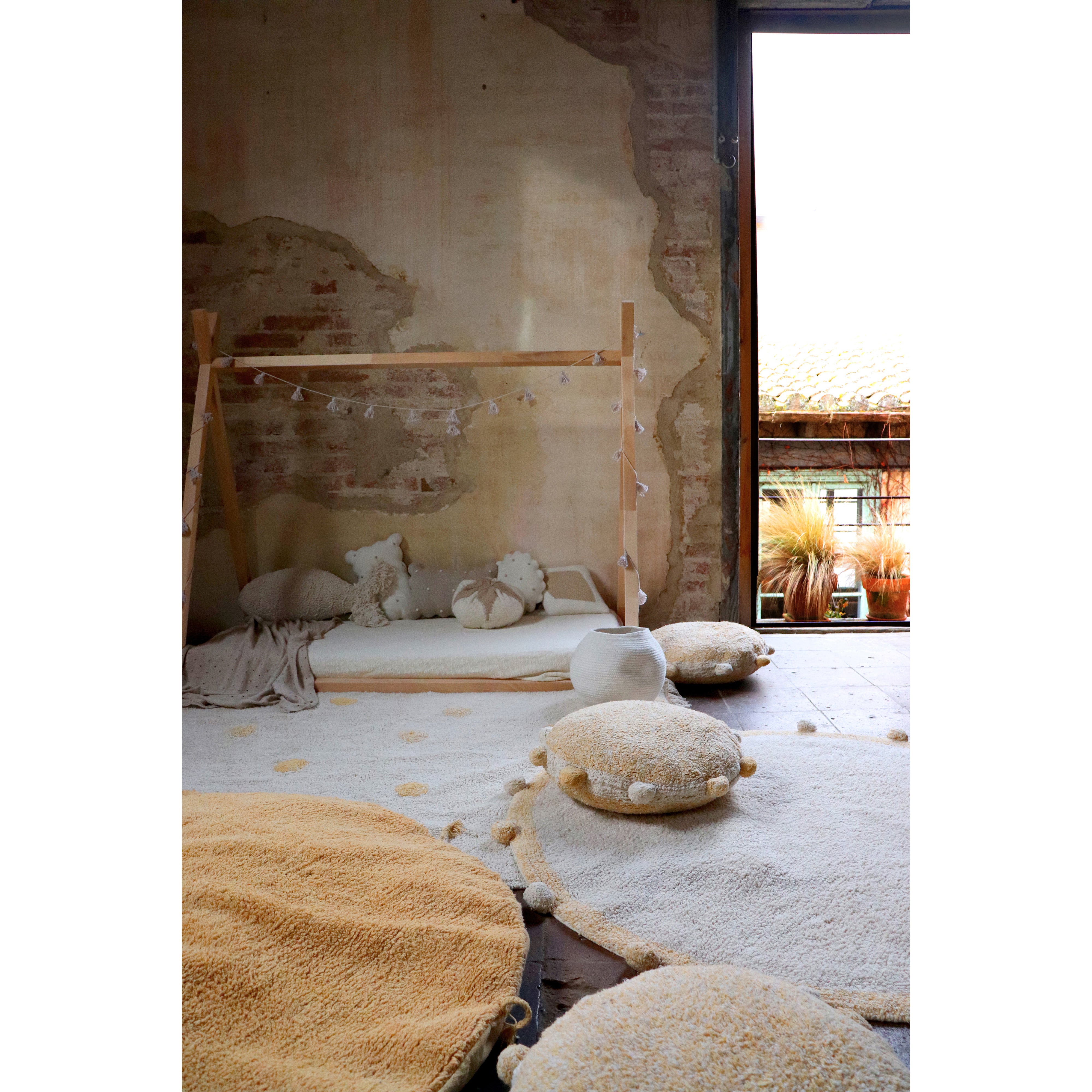 lorena-canals-re-edition-bubbly-honey-machine-washable-floor-cushion- (15)