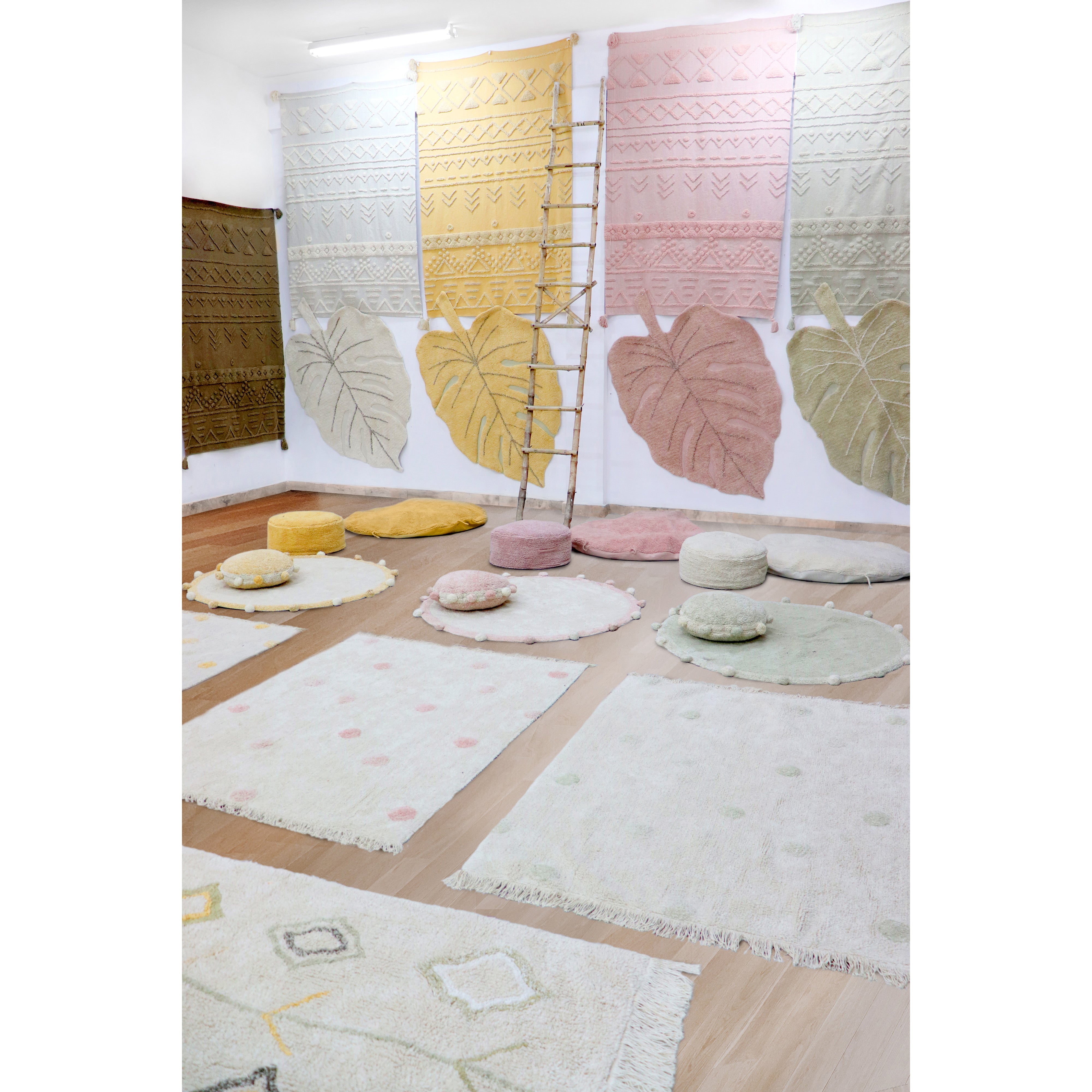 lorena-canals-re-edition-pyjama-party-chill-honey-machine-washable-pouffe- (5)