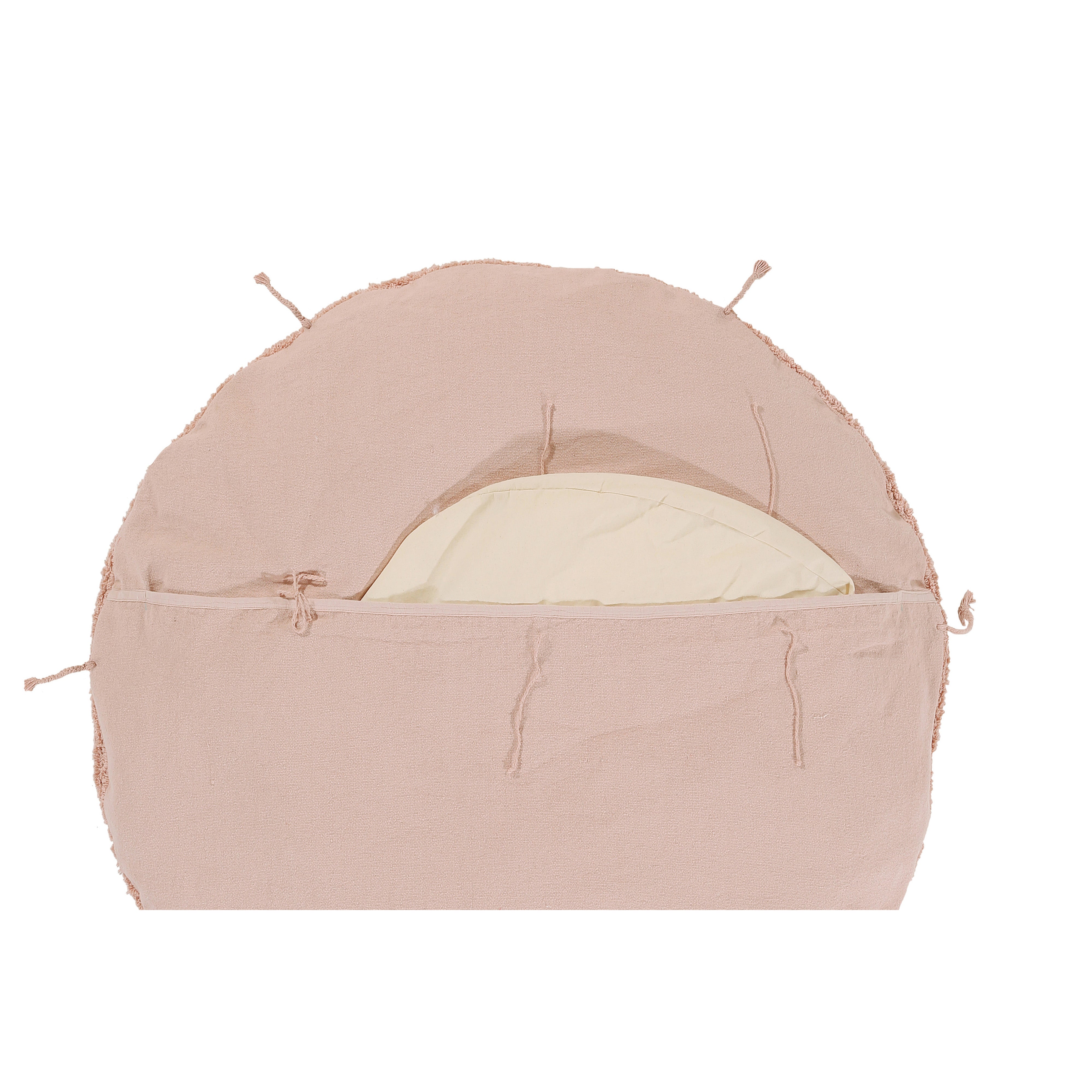 lorena-canals-re-edition-pyjama-party-sleepover-lou-vintage-nude-machine-washable-rug-&-pouffe- (4)