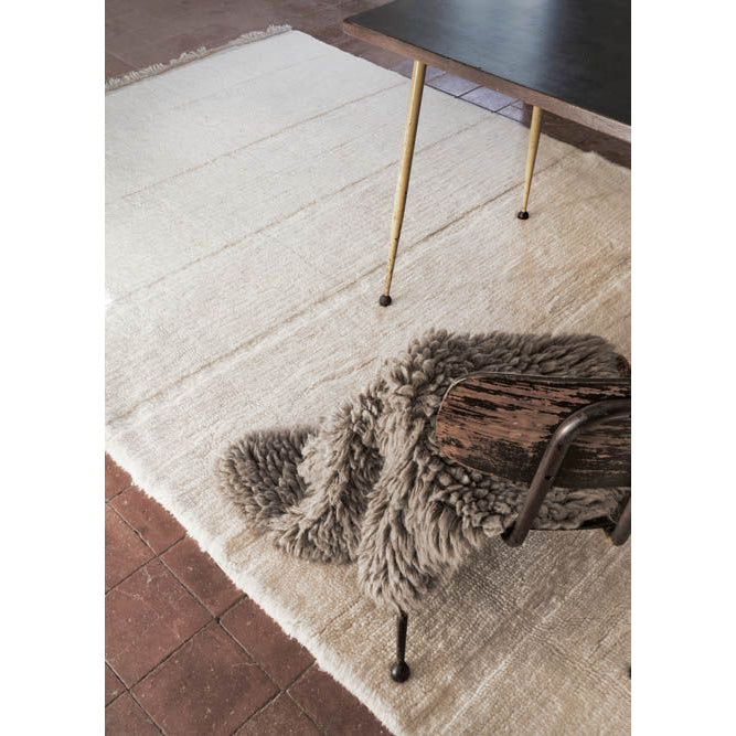 lorena-canals-sheep-of-the-world-steppe-sheep-white-machine-washable-woolable-rug-lore-wo-steppe-wh-l- (6)