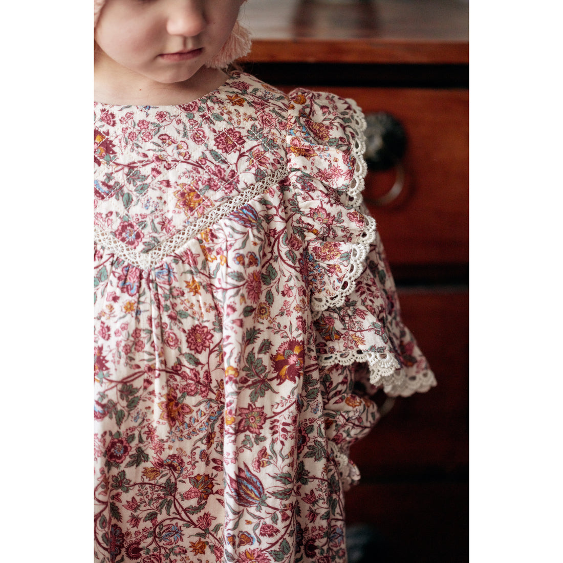 louise-misha-dress-lara-cream-savage-garden-mish-w22s0137-csg-12m- (6)