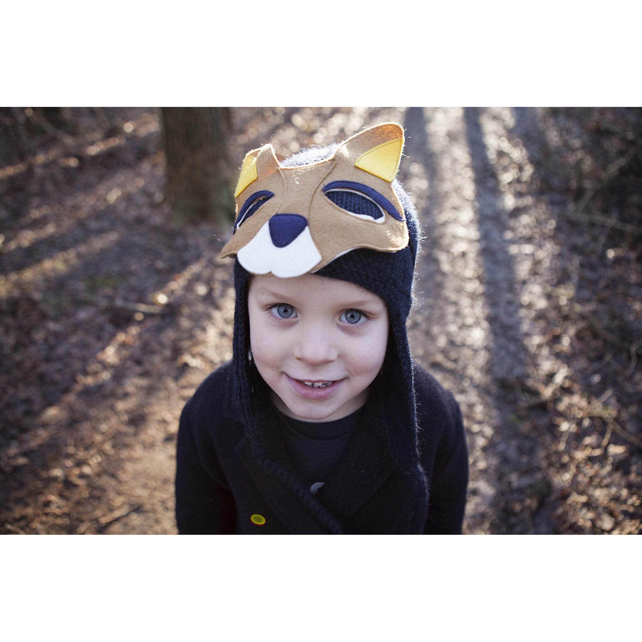 lullaby-road-kangaroo-hat-navy-blue- (3)