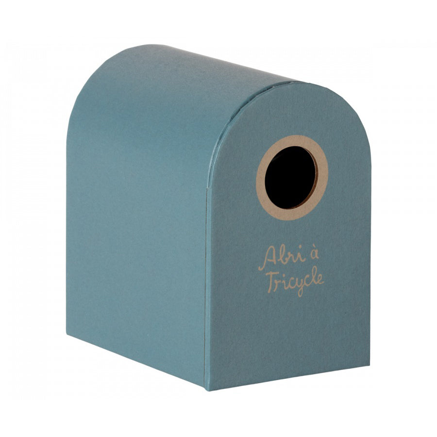 maileg-abri-a-tricycle-mouse-petrol-blue-mail-11310400