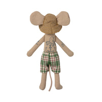 maileg-beach-mice-dad-in-cabin-de-plage- (3)