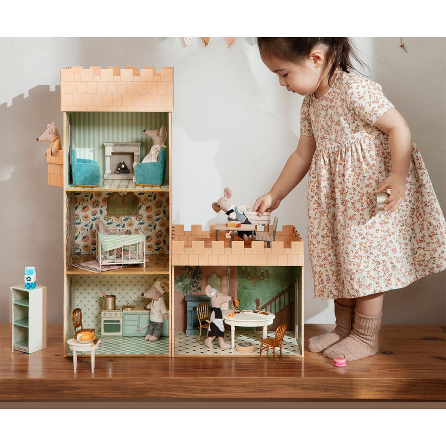 maileg-chair-mouse-gold-mail-11210600- (3)