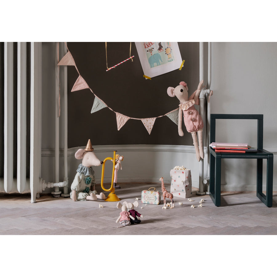 maileg-gift-bag-with-multi-dots- (4)