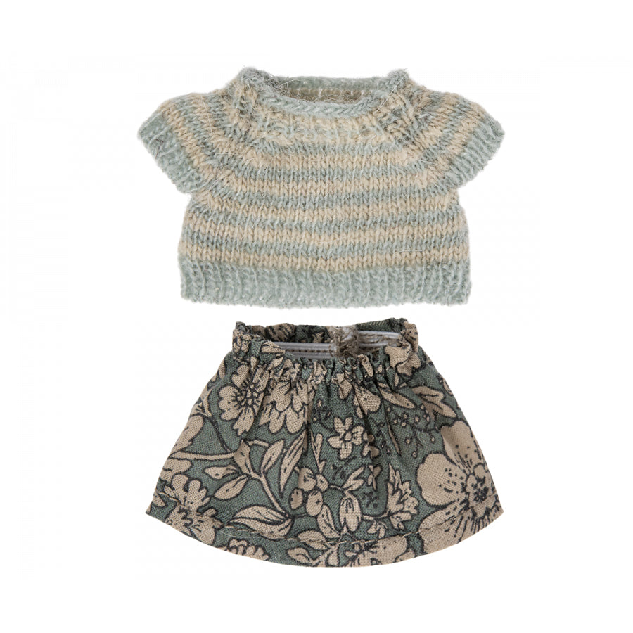 maileg-knitted-sweater-and-skirt-for-big-sister-mouse-mail-17221302- (1)