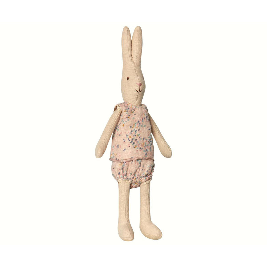 maileg-mini-rabbit-girl-01