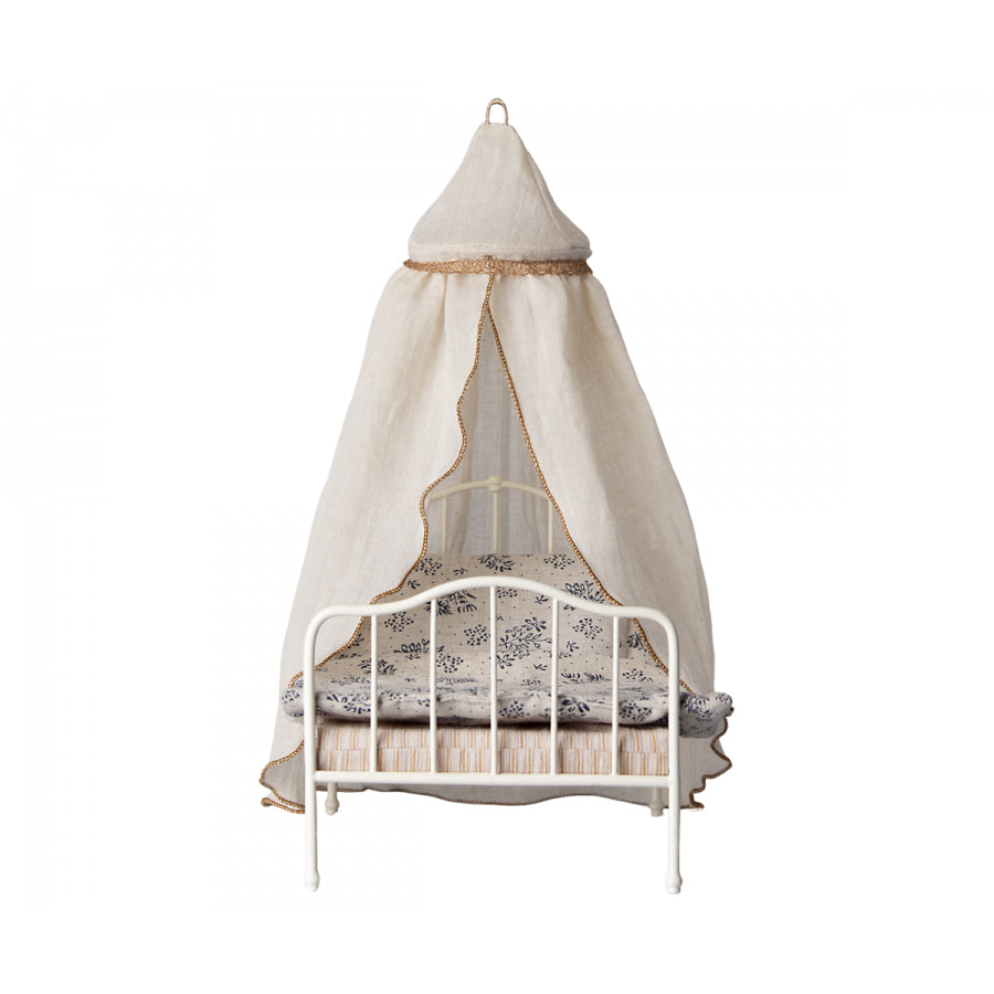 maileg-miniature-bed-canopy-cream-mail-11241100- (2)