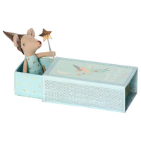 maileg-mouse-tooth-fairy-in-box-boy-01