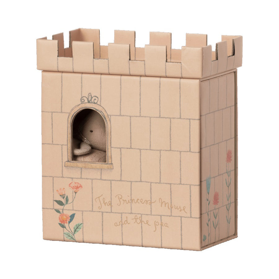maileg-princess-and-the-pea-big-sister-mouse-mail-16173501- (3)
