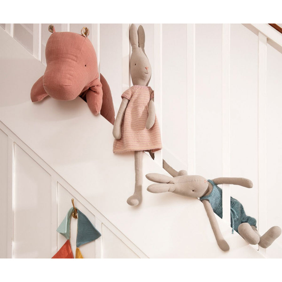 maileg-rabbit-size-4-knitted-overall-mail-16242200