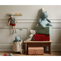 maileg-storage-suitcase-small-dusty-green-w-dots-mail-19153301- (3)