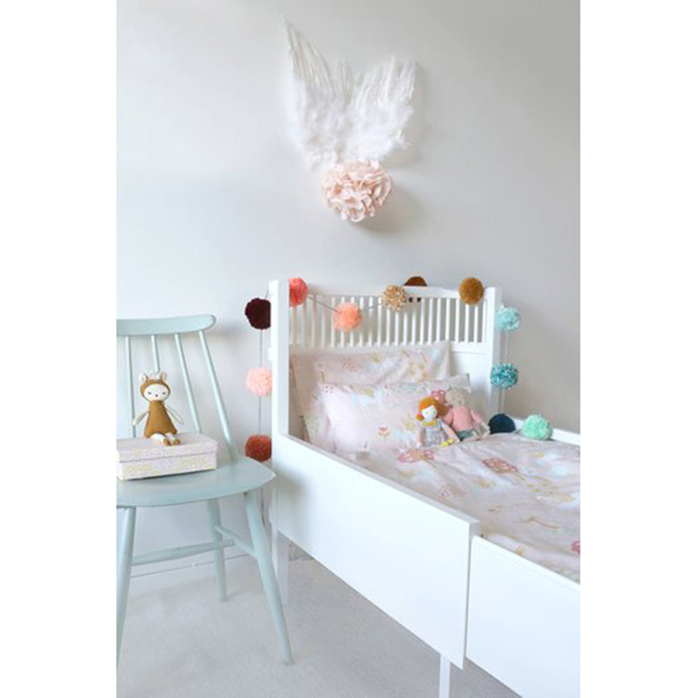 majvillan-cushion-cover-true-unicorns-pink- (5)