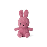 miffy-sitting-terry-raspberry-pink-23cm-miff-24182333- (1)