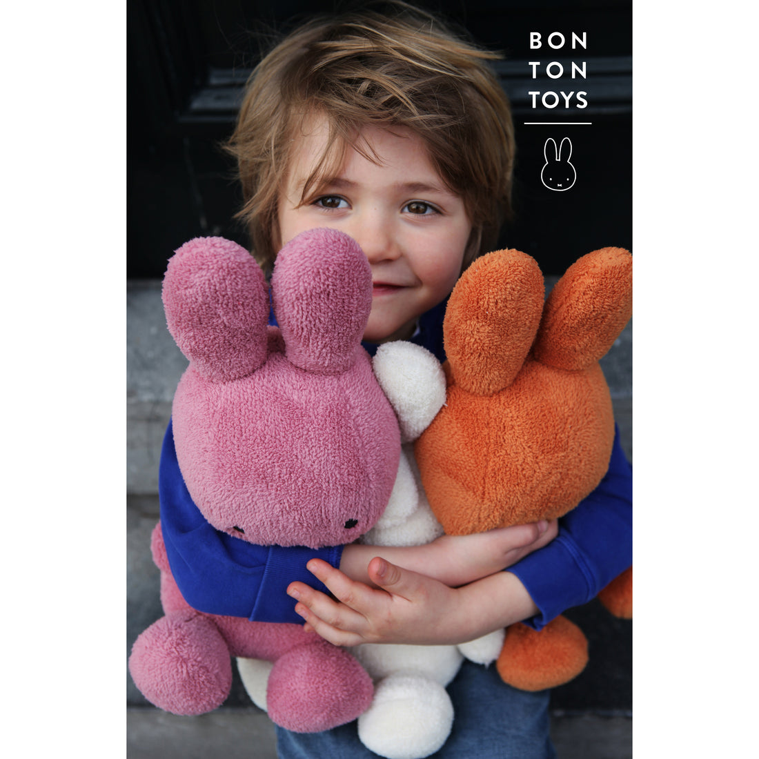 miffy-sitting-terry-raspberry-pink-33cm-miff-24182335- (4)