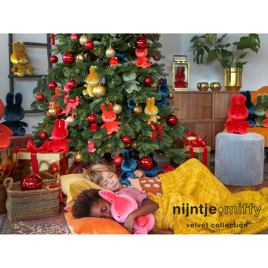 miffy-sitting-velvet-candy-orange- (3)