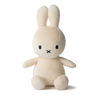 miffy-sitting-velvetine-cream-23cm-miff-24183031- (1)