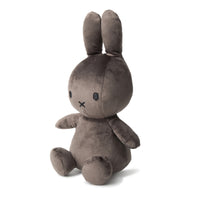 miffy-sitting-velvetine-grey-23cm-miff-24183032- (2)